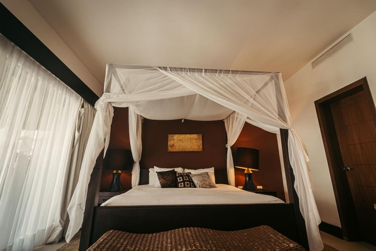 Apartahotel Aldea Thai By Smart